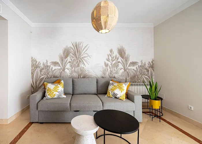 Apartment Renovated In 2024 - With Pool And Parking Marbella