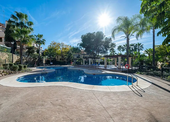 Apartment Renovated In 2024 - With Pool And Parking Marbella