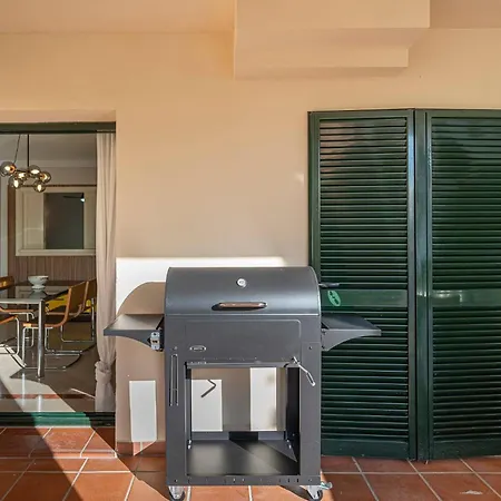 Renovated In 2024 - With Pool And Parking