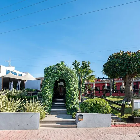 Renovated In 2024 - With Pool And Parking