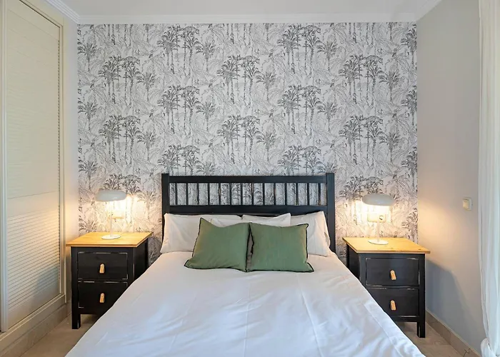 Renovated In 2024 - With Pool And Parking アパート マルベーリャ