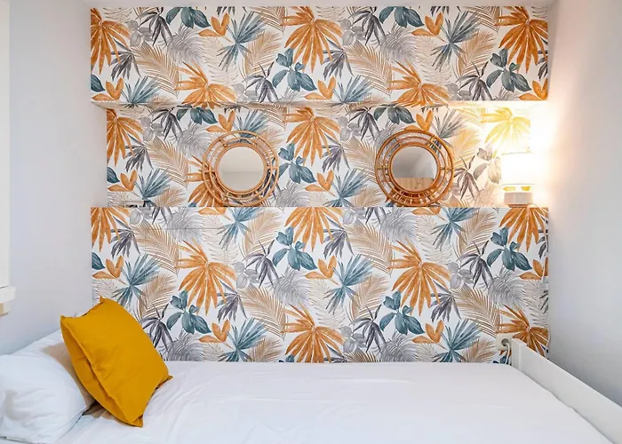 アパート Renovated In 2024 - With Pool And Parking マルベーリャ