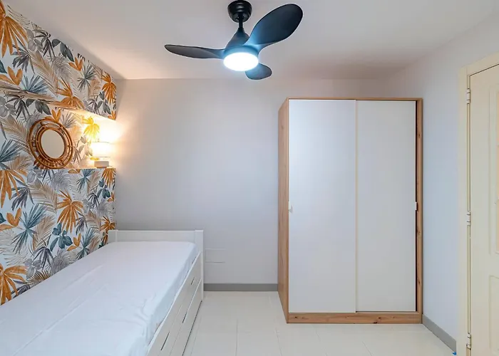 Renovated In 2024 - With Pool And Parking