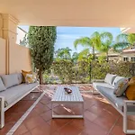 Apartament Renovated In 2024 - With Pool And Parking