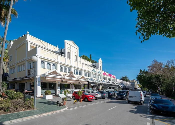 Apartamento Renovated In 2024 - With Pool And Parking