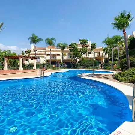 Apartamento Renovated In 2024 - With Pool And Parking Marbella