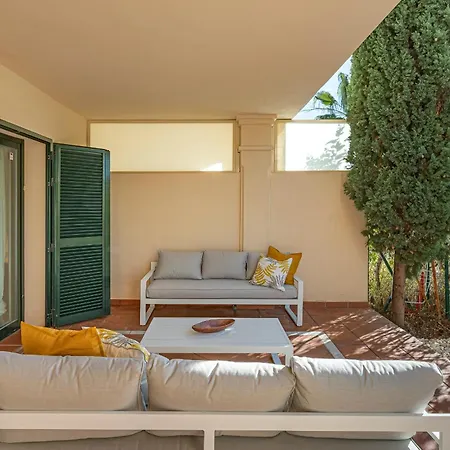 Renovated In 2024 - With Pool And Parking Apartamento *